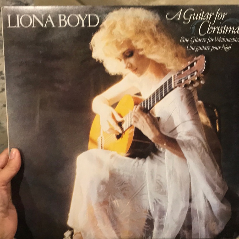 3/$25 Liona Boyd “A Guitar for Christmas “ vintage vinyl holiday album 1981